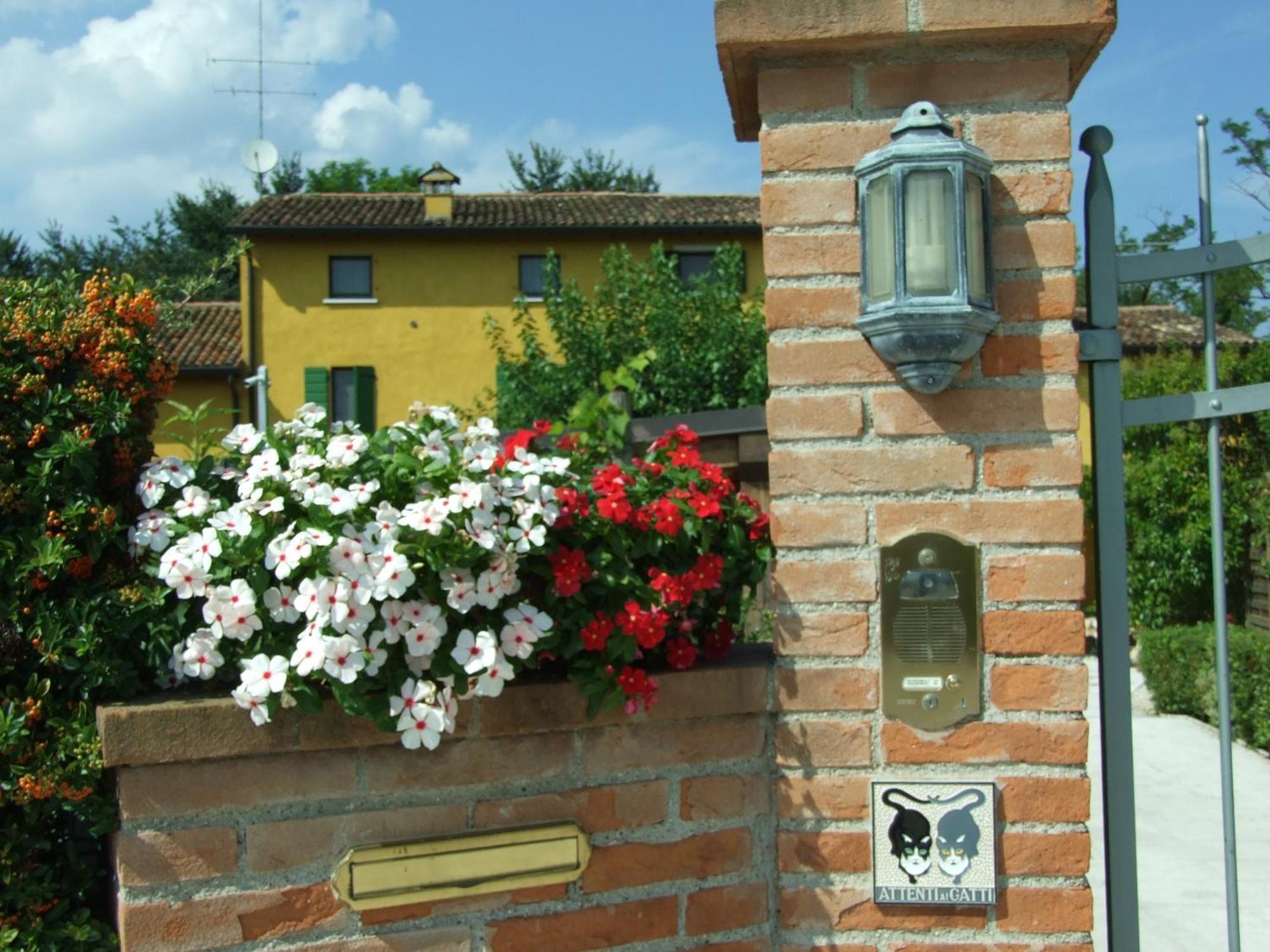 B&B Casacasina Monzambano Esterno foto